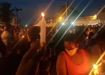 Photos #ENDSARS protesters hold candle light service in honour of lives that have been lost to the Extra-judicial killings of SARS officers.