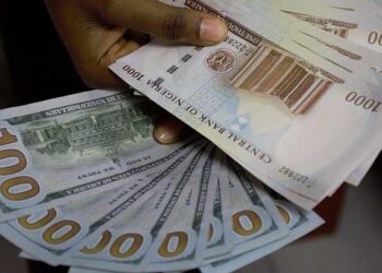 Nigeria’s Foreign Reserve Plunges Despite Higher Oil Prices