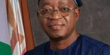 Two persons killed as Governor Oyetola’s convoy drives through a crowd of #ENDSARS protesters