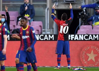 Barcelona Fined €3000 Over Messi’s Goal Celebration to Maradona