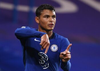 Chelsea and Thiago Silva in talks over contract extension