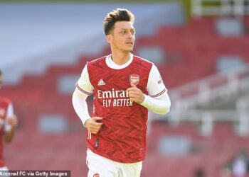 Juventus leading the chase to sign Arsenal outcast Mesut Ozil on loan
