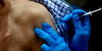 75-year-old Israeli Man Dies Two Hours After Getting COVID-19 Vaccine