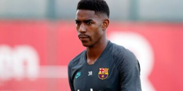 Junior Firpo slams Barcelona attackers after disappointing home draw against Eibar