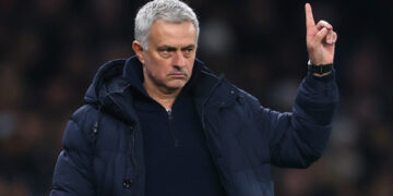 Mourinho wary of 100 percent home record against Arsenal