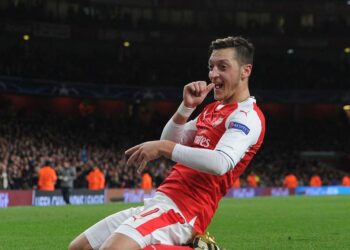 Arsenal boss Mikel Arteta leaves door open for possible Mesut Ozil return