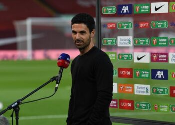 ‘It was a little stomach problem’ – Arteta on why Aubameyang went down the tunnel after being substituted