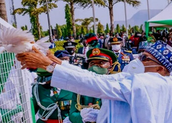 Armed Forces Day Buhari Embarrassed As Pigeons Refuse To Fly