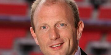 See Peter Drury’s savage commentary during Chelsea 3 – 1 loss to Man City that drove fans crazy