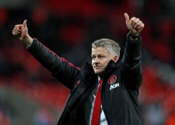 Solskjaer relishing ‘great test’ at Anfield after United beat Burnley to top the table