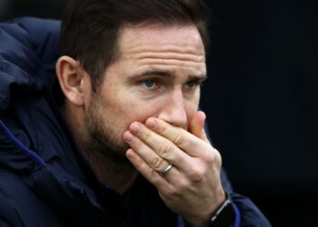 Frank Lampard receives three-match ultimatum to save his Chelsea job