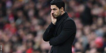 Arteta reveals his family have received online threats