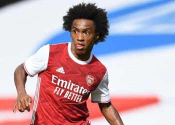 Arsenal star Willian shares screenshots of racist taunts sent to him on Instagram