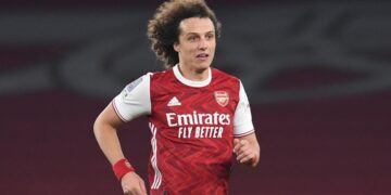 Arsenal delay opening new contract talks with David Luiz
