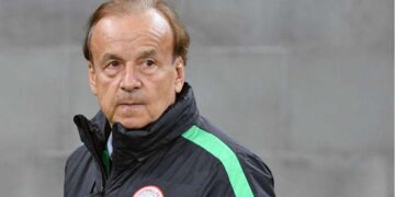 ‘Selecting players via newspapers isn’t the best’ – Rohr cautions Nigerians on new invitees