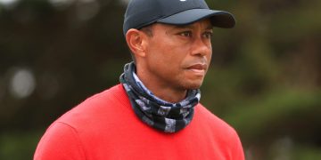 Again, Tiger Woods cheats death in ghastly auto crash