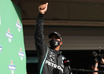 Lewis Hamilton wins Bahrain Grand Prix