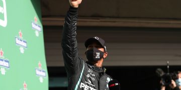 Lewis Hamilton wins Bahrain Grand Prix