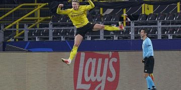 Erling Haaland arrives Man City amid transfer speculation