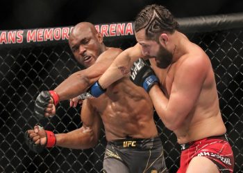 Usman knocks out Masvidal to retain title, pays tribute to Dad