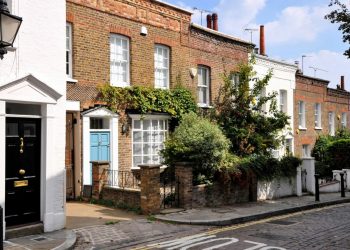 New Report Links 10 Former Nigerian Governors To N30m Properties In UK