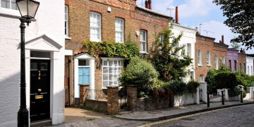 New Report Links 10 Former Nigerian Governors To N30m Properties In UK
