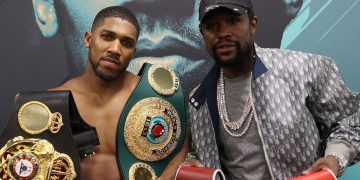 Joshua leaves training camp open for Mayweather, Klitschko ahead of Fury bout