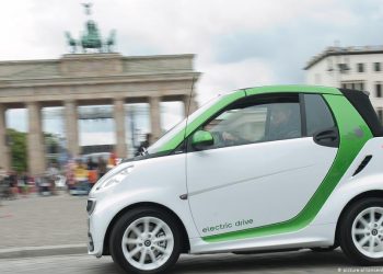 Germany’s Switch To Electric Cars To Cost 200,000 Jobs