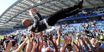 Premier League: Can Chelsea delay Manchester City title party?