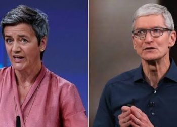 Tough Days Ahead for Apple as E.U. Slams Company With Antitrust Charge