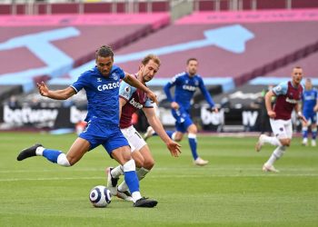 Premier League: Iwobi watches from bench as Everton pip West Ham 1-0
