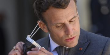 Open Letter In France Warns Of Impending Civil War