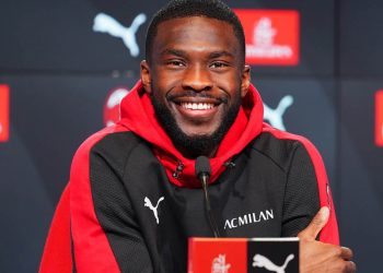 OFFICIAL: Fikayo Tomori joins AC Milan on permanent deal