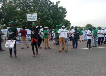 Pro-Buhari Protesters hit the streets of Abuja