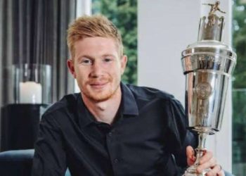De Bruyne voted PFA Player of the Year for second straight season