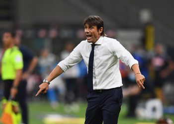 Spurs close to completing Conte move