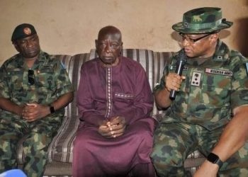 Nigeria’s Army Chief Gifts Ailing Actor, Samanja, N2m For Treatment