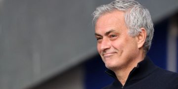 Mourinho leads Roma to 10-0 win in first game