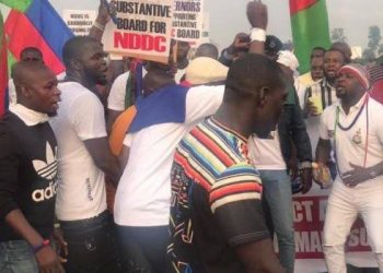 JUST IN: Protest At East-West Road Leaves Motorist Stranded 