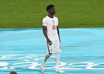 ‘It’s easier being young’ – Owen defends Saka’s selection for shootout