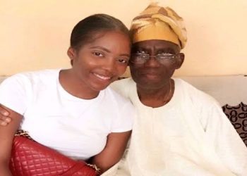 Nigerian Singer, Tiwa Savage Loses Father