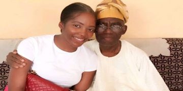 Nigerian Singer, Tiwa Savage Loses Father