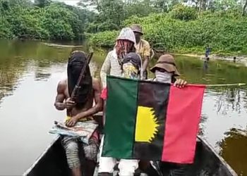 Nigerian Separatist Group Removes Cameroonian Flag From Abana