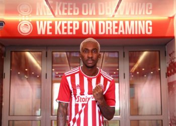 Olympiacos Debut Delights Onyekuru
