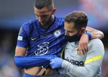 Hakim Ziyech Could Be Out For Weeks After ‘Serious’ Injury