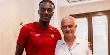 Abraham Seals Roma Move, Signs Five Year Contract