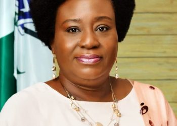 Head Of Service Charges New Perm Secs To Be Hard Working, Disciplined