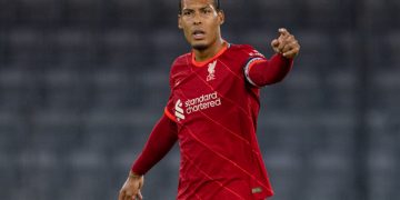 Van Dijk Signs Liverpool Contract Extension