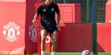 Ronaldo Joins First Manchester United Training Session
