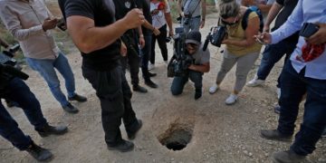 Six Palestinian Prisoners Break Out Of High-Security Israeli Jail